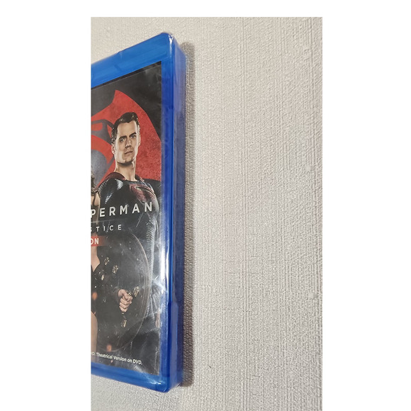 batman vs superman dawn of justice blue ray ultimate edition - Picture 3 of 6